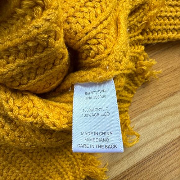 Mustard Yellow Chunky Knit Long Sleeve Frayed Hem Crop Sweater Size M Y2K - Picture 3 of 4